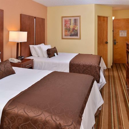 Best Western Plus Richmond Sandston Exteriör bild