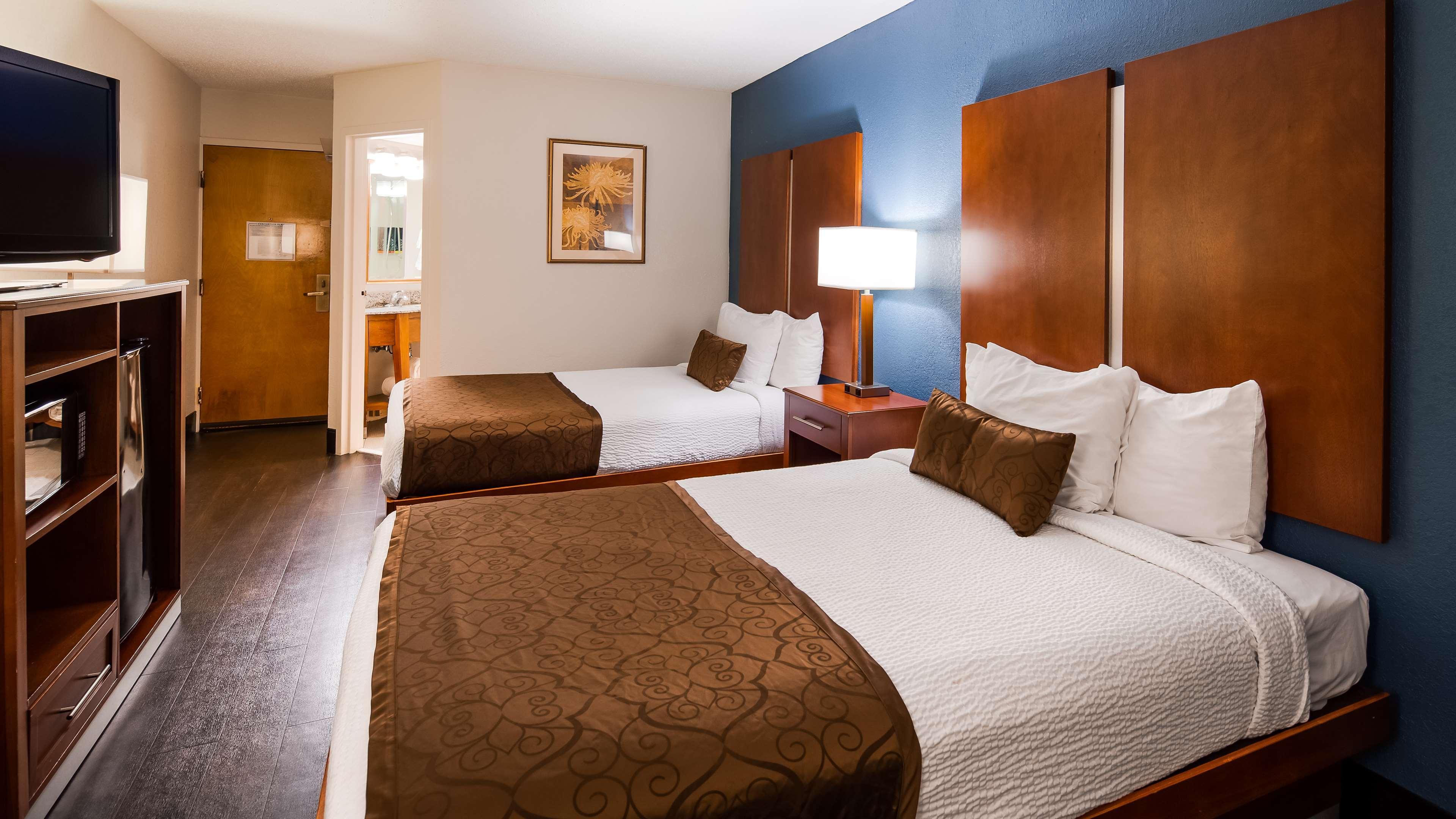 Best Western Plus Richmond Sandston Exteriör bild