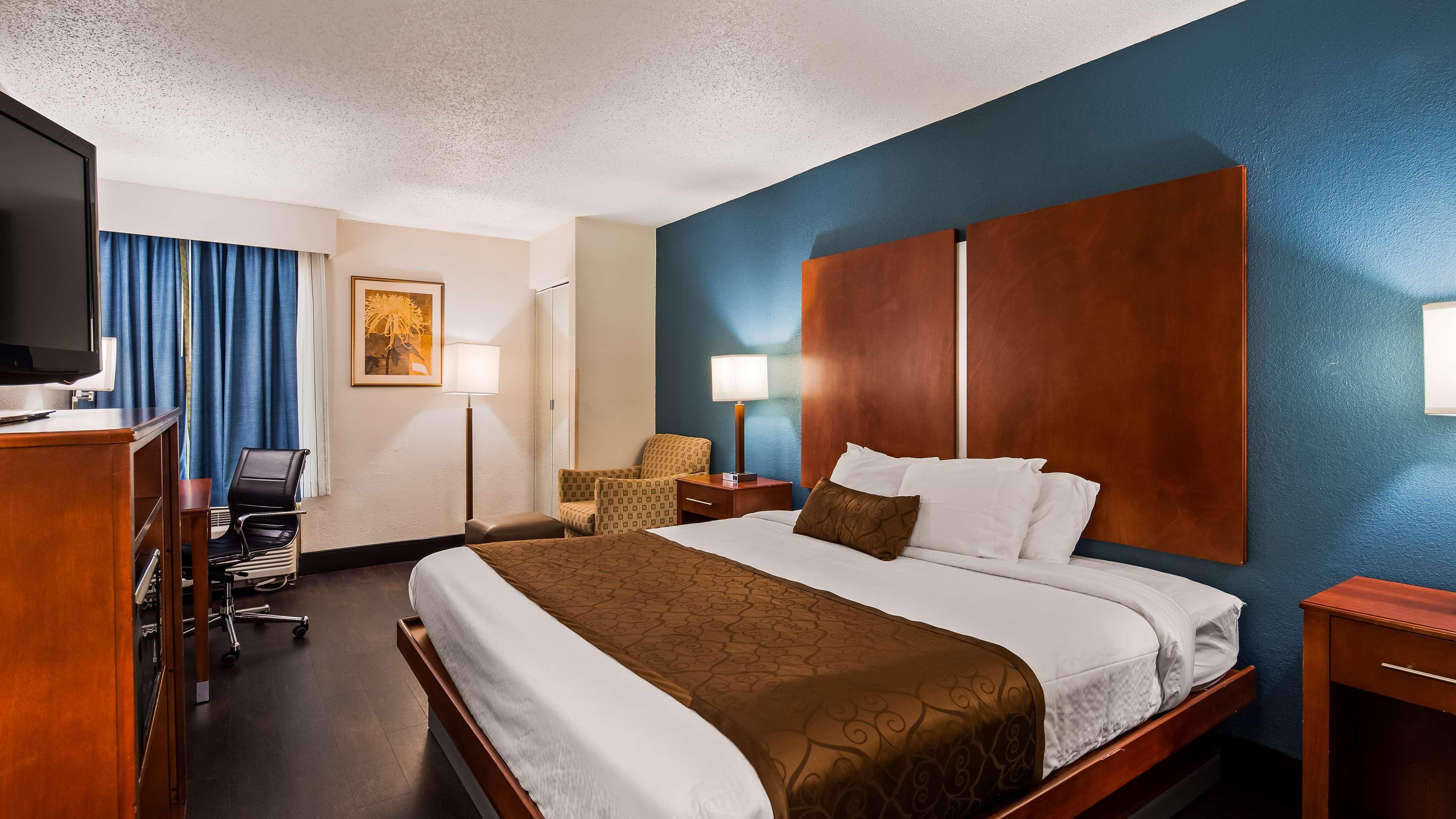Best Western Plus Richmond Sandston Exteriör bild